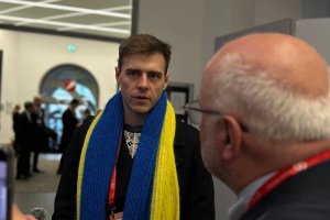 9a454d7b-c1af-46c4-9708-de92a301a9d6