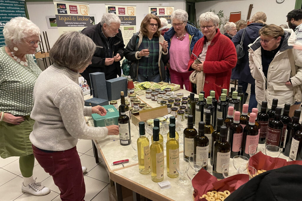 Vom befreiten Mafia-Land in den Weltladen