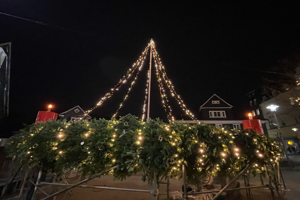 Entstehung und Programm rund um den Adventskranz