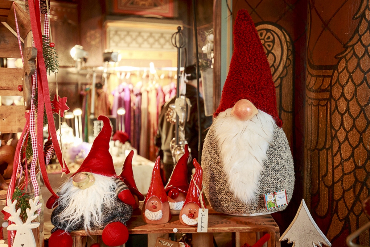 Adventsbasar auf Schloss Burg: Eine Rückkehr im weihnachtlichen Glanz