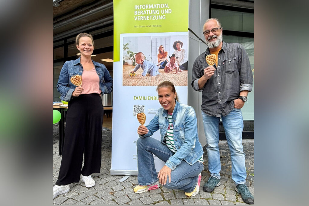 Familienbüro backt frische Waffeln