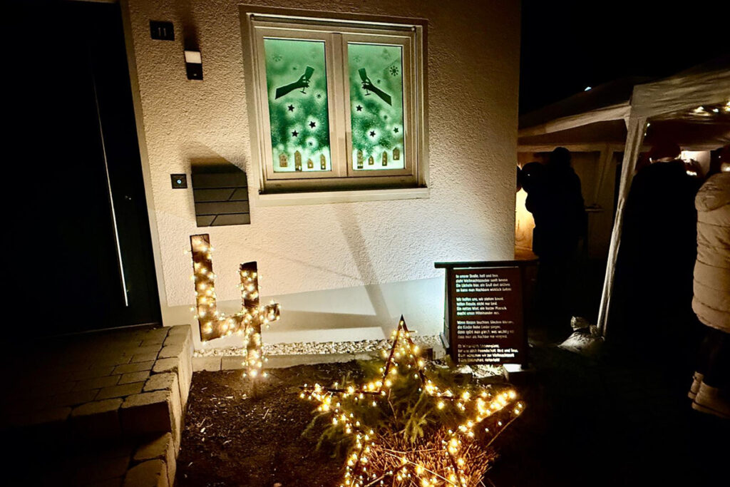 Adventsfenster 4 – im Bussardweg