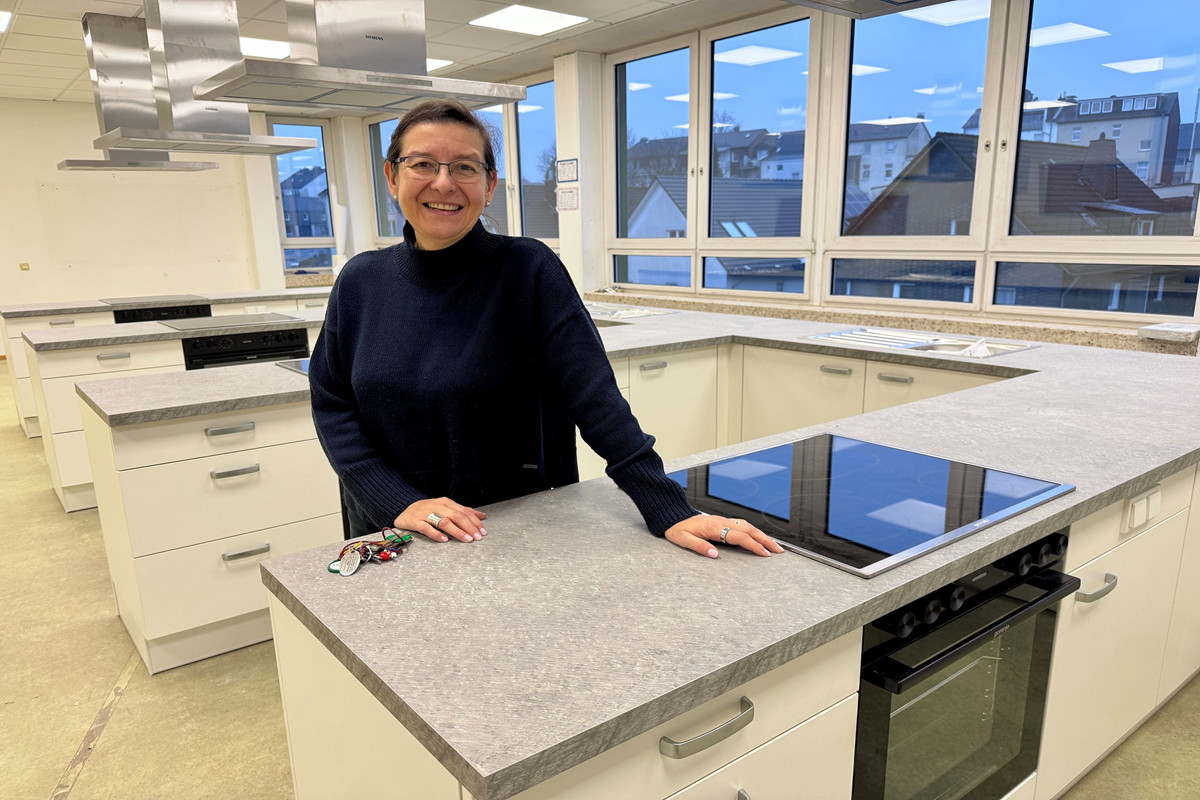 Gesamtschule „räumlich super ausgestattet“: In zweiter Lehrküche wird bald „gebruzzelt“