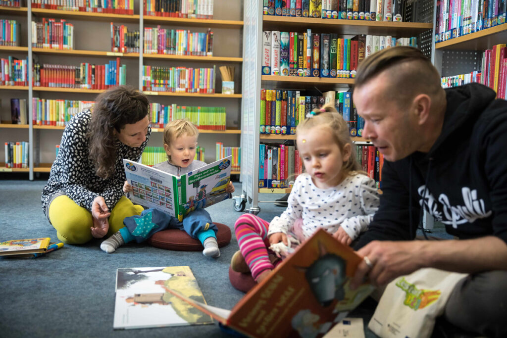 “Lesestart 1–2‑3”: Kostenlose Bilderbücher für Dreijährige