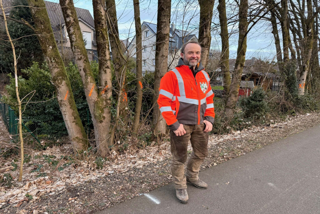 Grünpflegearbeiten an der Balkantrasse gehen weiter
