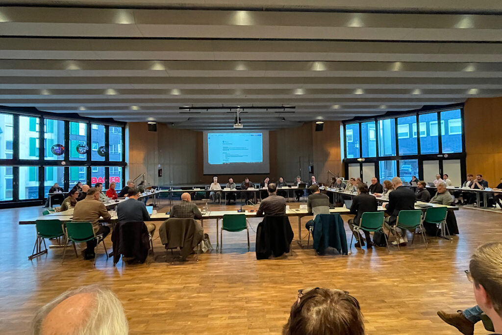 Rhombus – Ist es Liebe? Wo bleibt der Verstand? (Ein weiterer Kommentar)