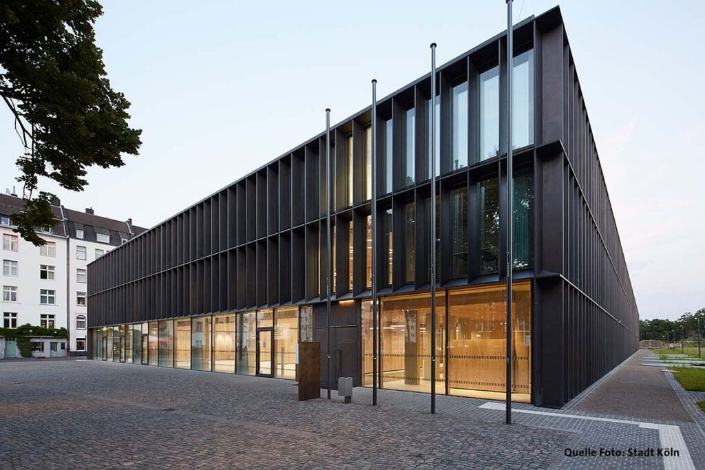 Exkursion des BGV Wermelskirchen zum Thema „Führung durch das Neue Historische Archiv der Stadt Köln“