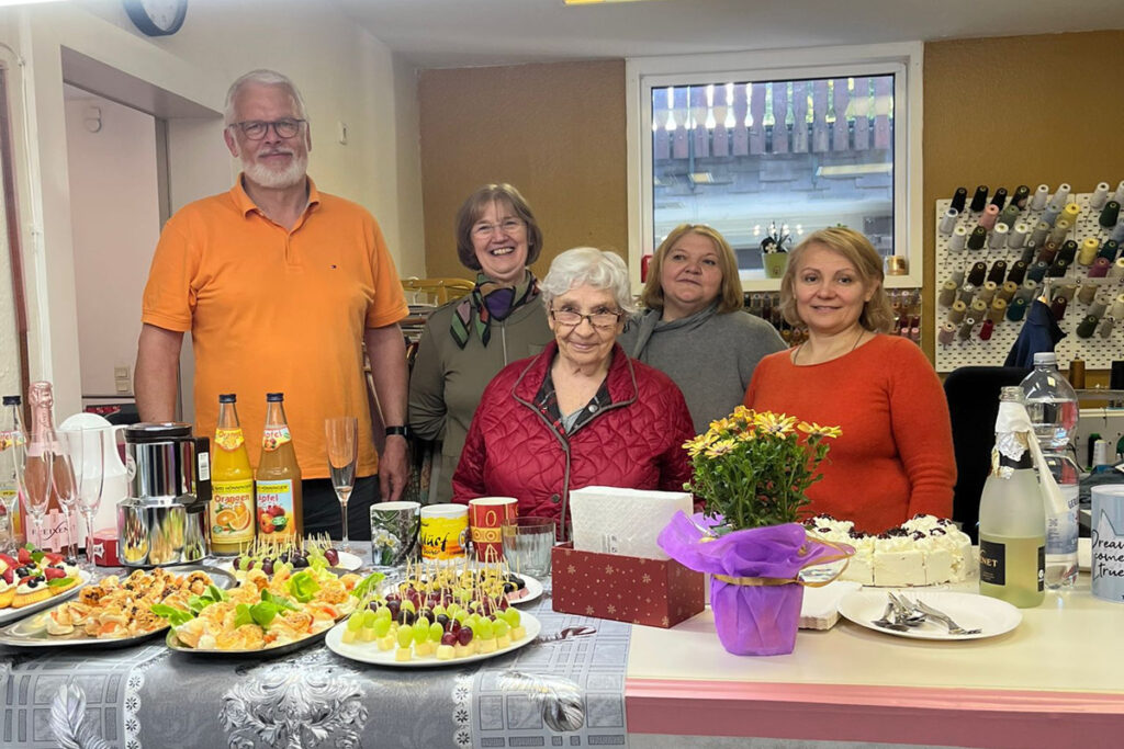 Jetzt feiern wir den ersten Geburtstag!