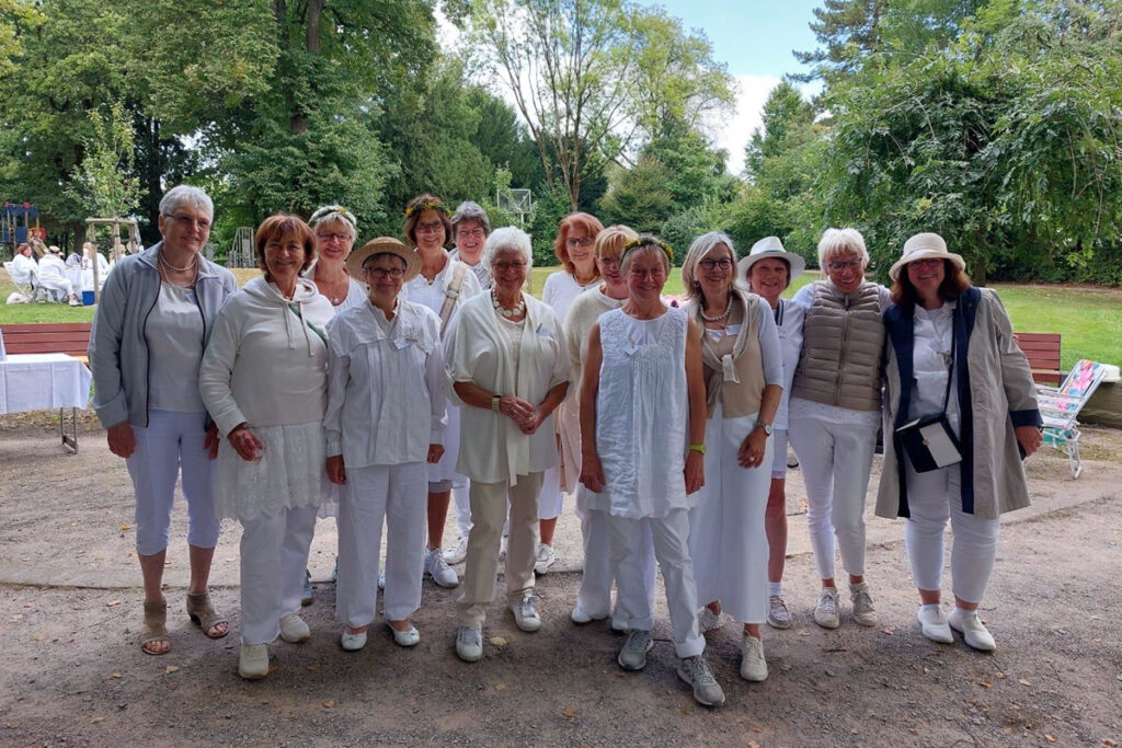 Picknick in Weiß – Sommerzauber mitten in Dabringhausen