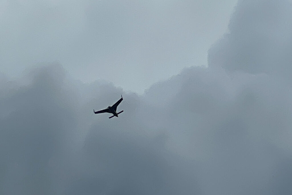 Ein Tag voller fliegender Gefahren